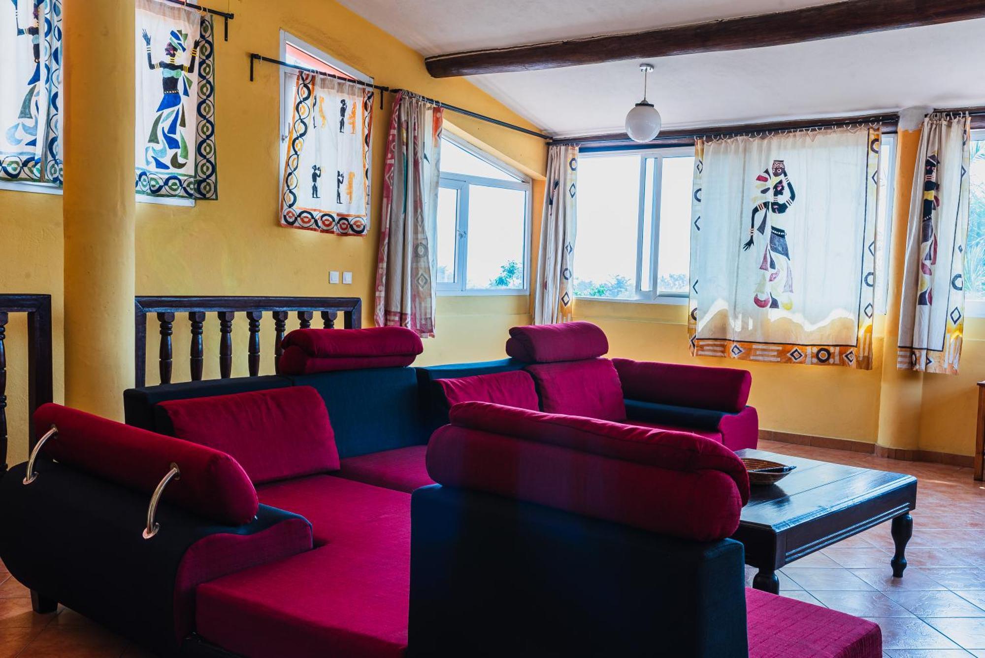 Aparthotel Jardin Tropical بوجومبورا المظهر الخارجي الصورة